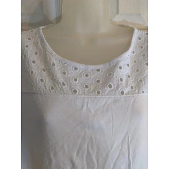 Lane Bryant Top White Eyelet Neck And Hem Sz 20 Bust 40 Length 27 Milkmaid Peasa - Picture 2 of 9